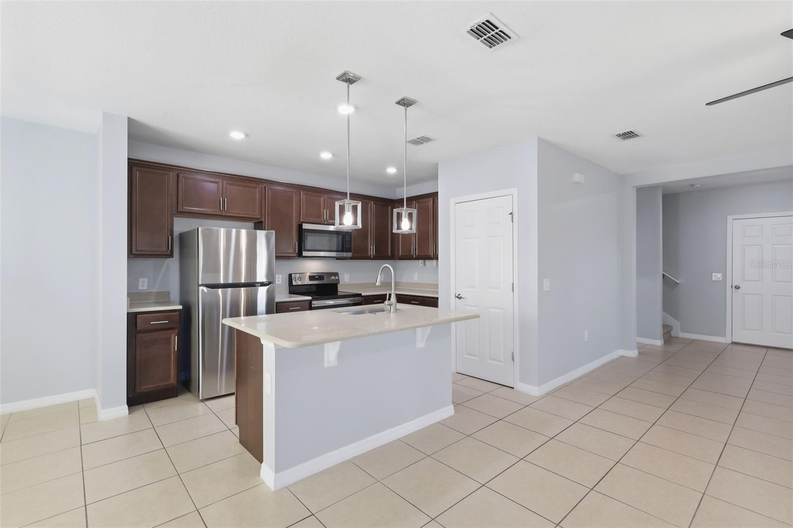 3400 BEAU Rd KISSIMMEE, FL 34746