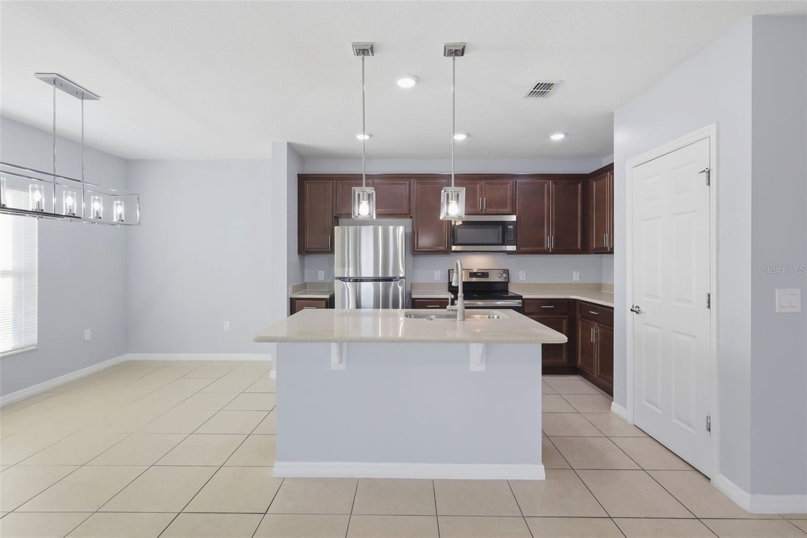 3400 BEAU Rd KISSIMMEE, FL 34746