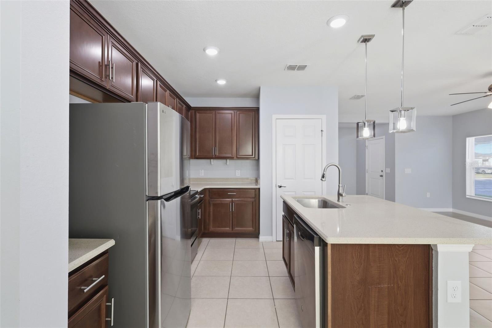 3400 BEAU Rd KISSIMMEE, FL 34746