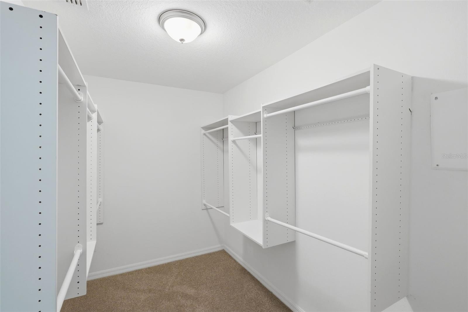 3400 BEAU Rd KISSIMMEE, FL 34746