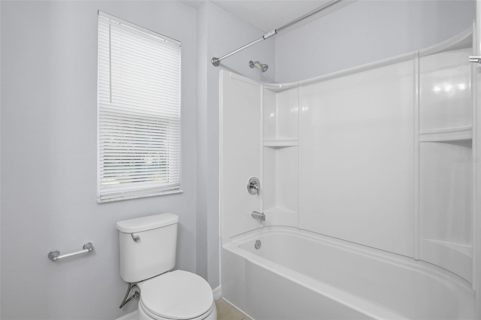 3400 BEAU Rd KISSIMMEE, FL 34746