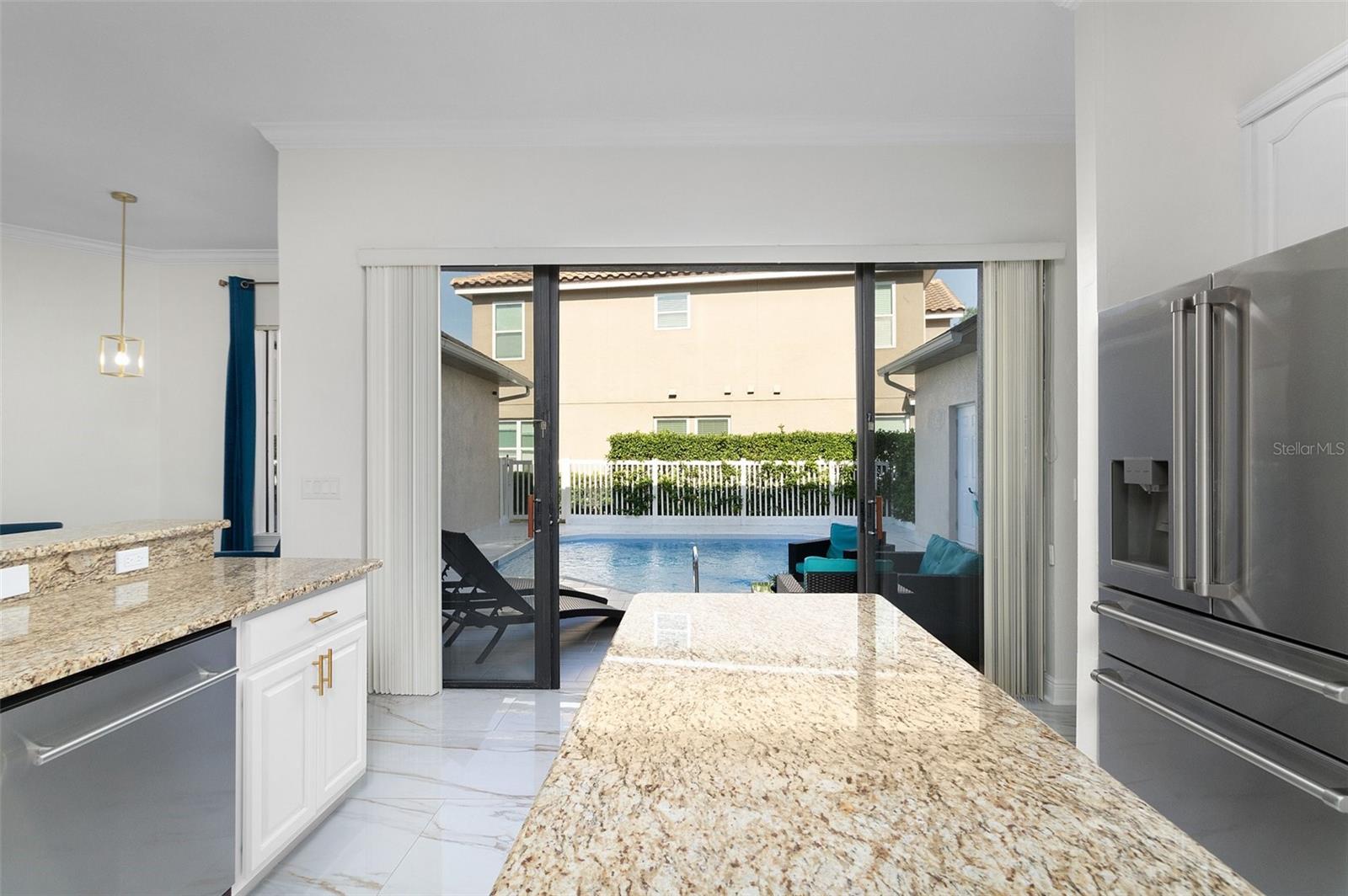 7406 OCONEE St REUNION, FL 34747