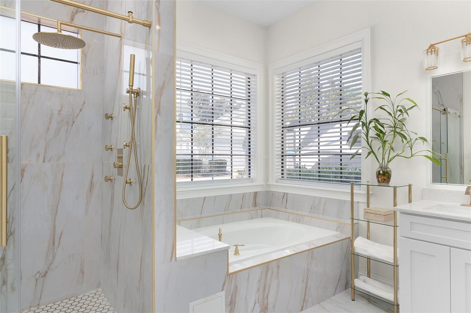 7406 OCONEE St REUNION, FL 34747