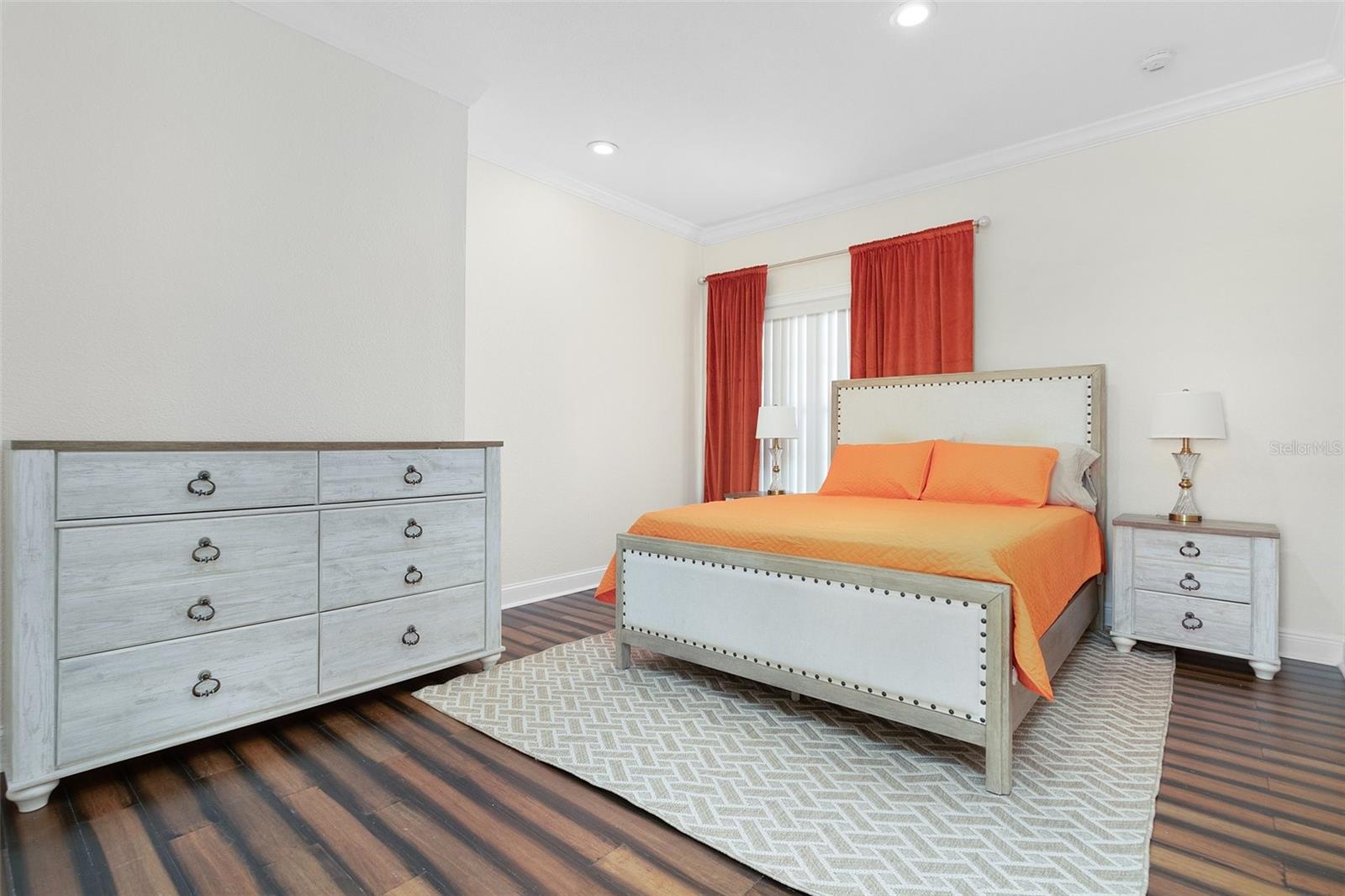 7406 OCONEE St REUNION, FL 34747