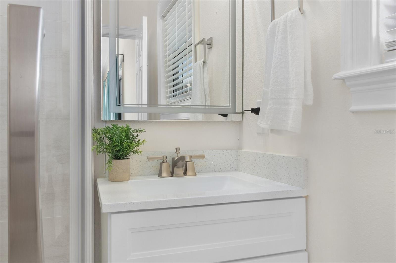 7406 OCONEE St REUNION, FL 34747