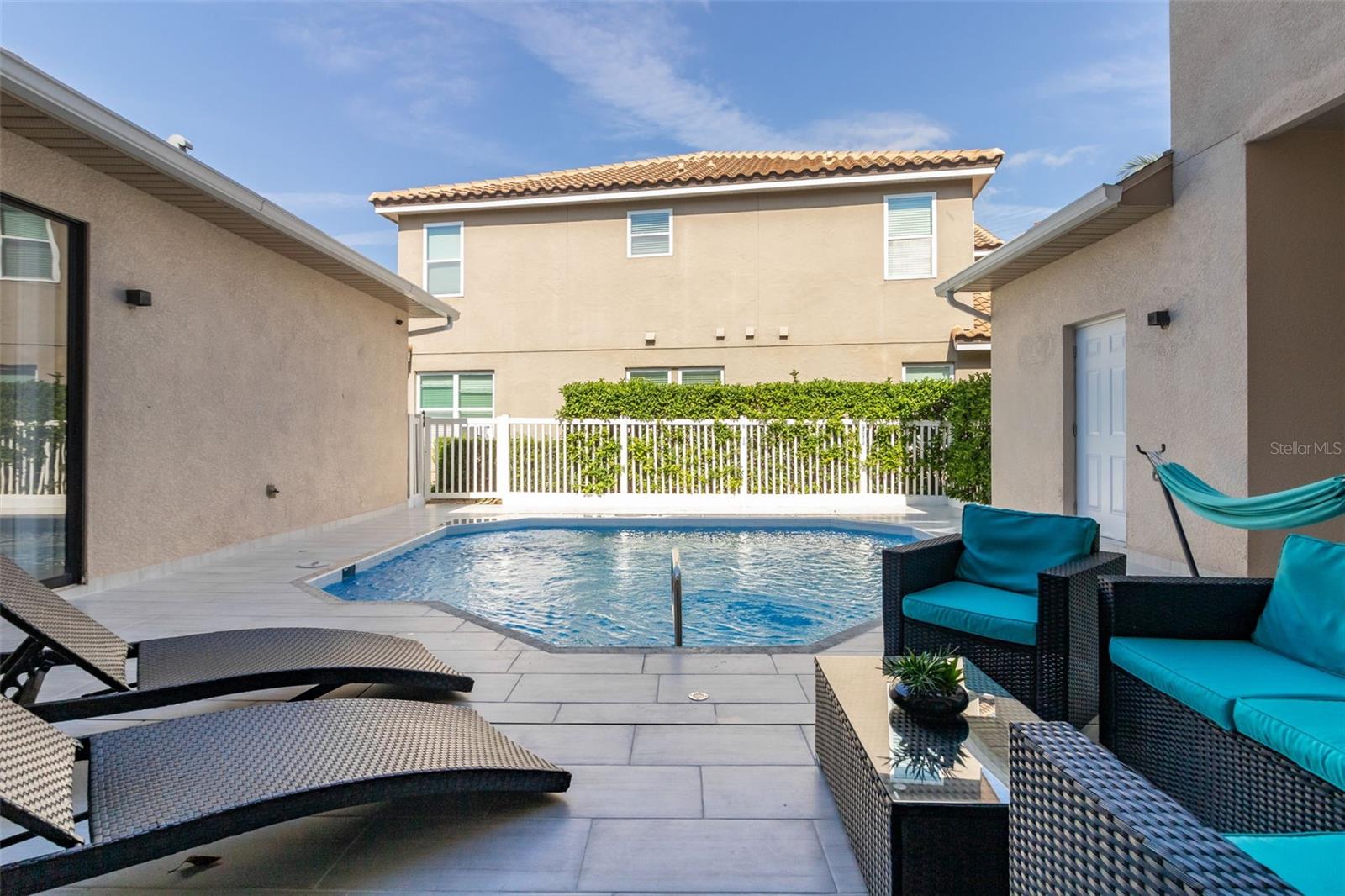 7406 OCONEE St REUNION, FL 34747