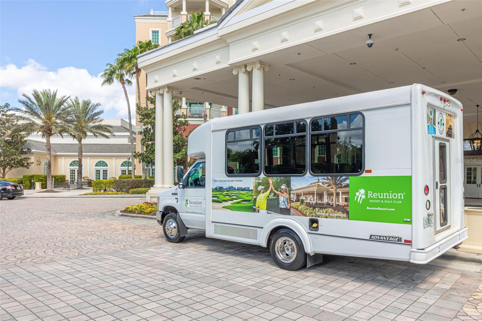 7406 OCONEE St REUNION, FL 34747