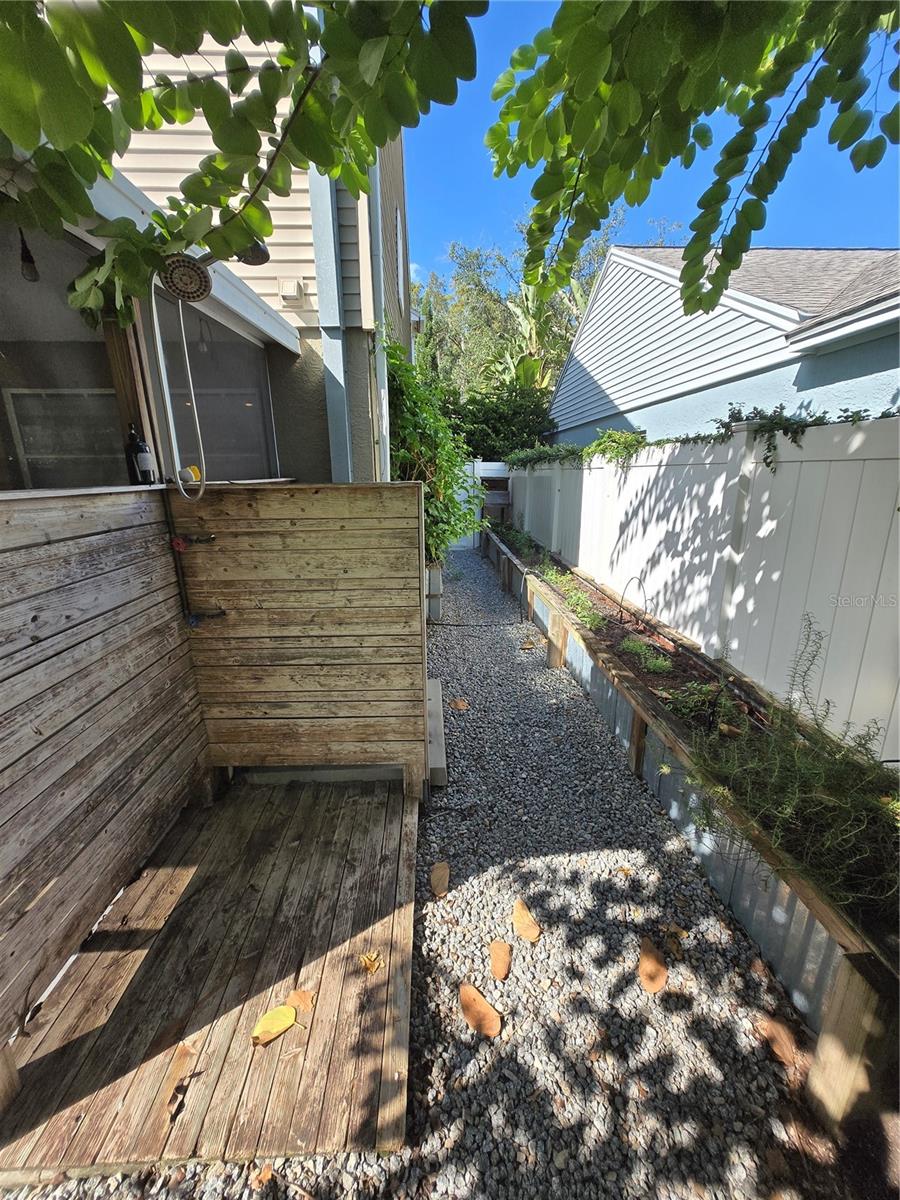 9707 CYPRESS SHADOW Ave TAMPA, FL 33647