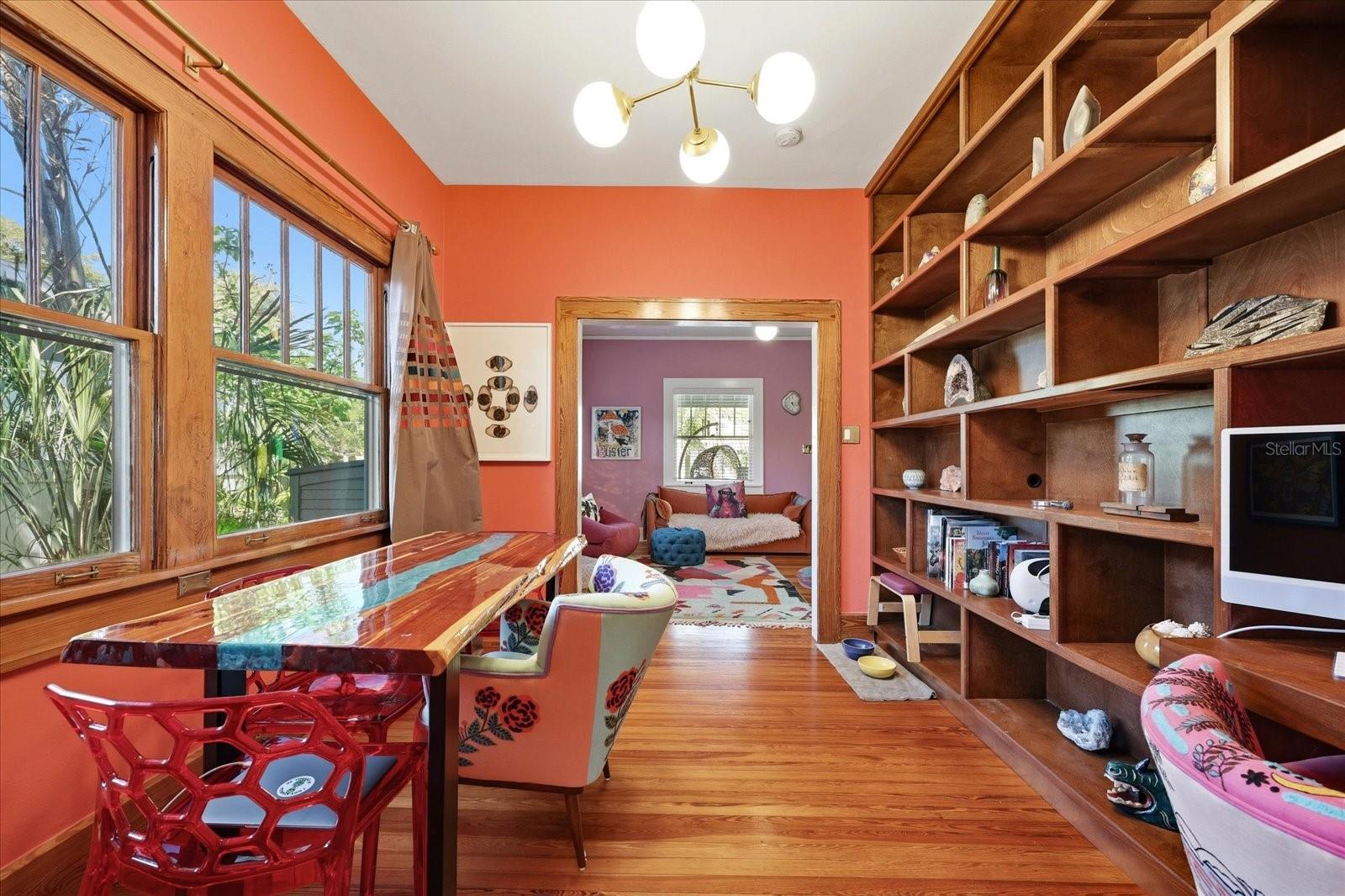 1024 23RD Ave ST PETERSBURG, FL 33704