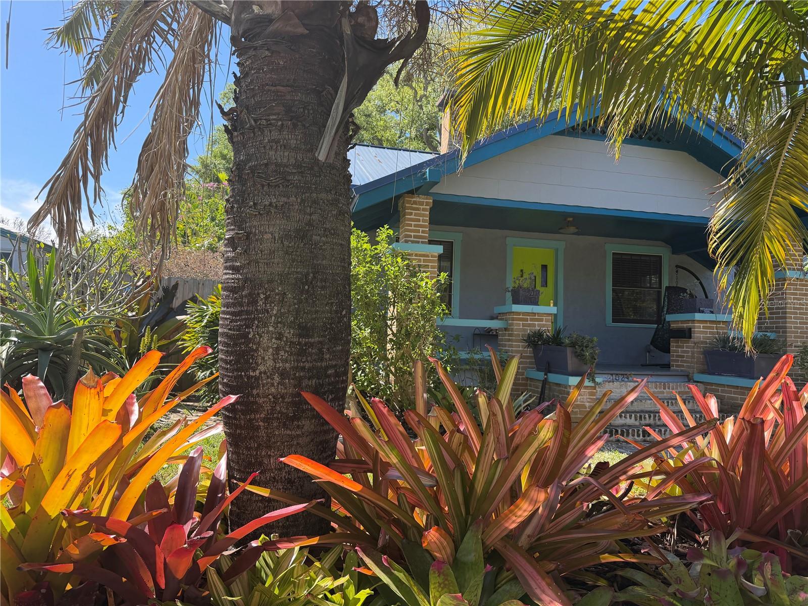 1024 23RD Ave ST PETERSBURG, FL 33704