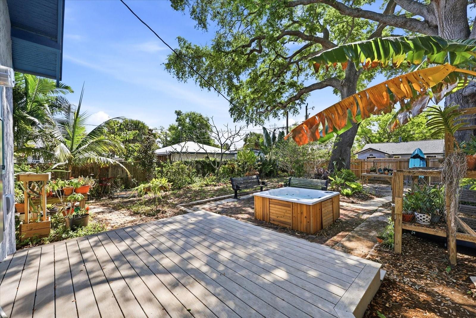 1024 23RD Ave ST PETERSBURG, FL 33704