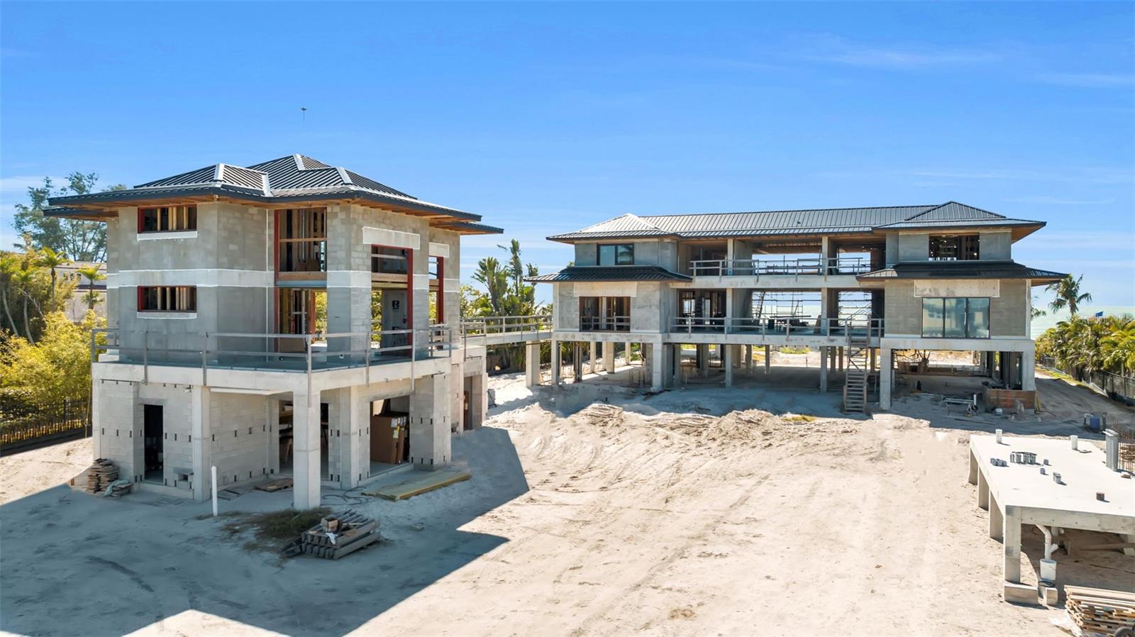 5965 GULF OF MEXICO Dr LONGBOAT KEY, FL 34228