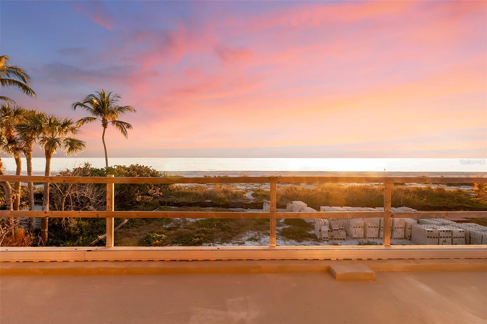 5965 GULF OF MEXICO Dr LONGBOAT KEY, FL 34228