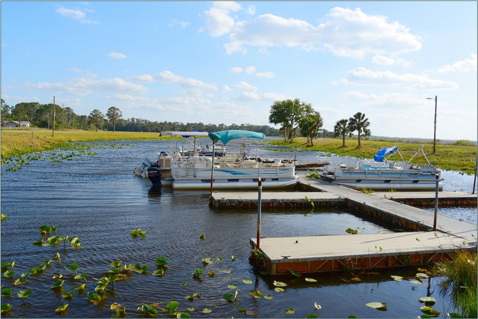 27 LANTANA Dr INDIAN LAKE ESTATES, FL 33855