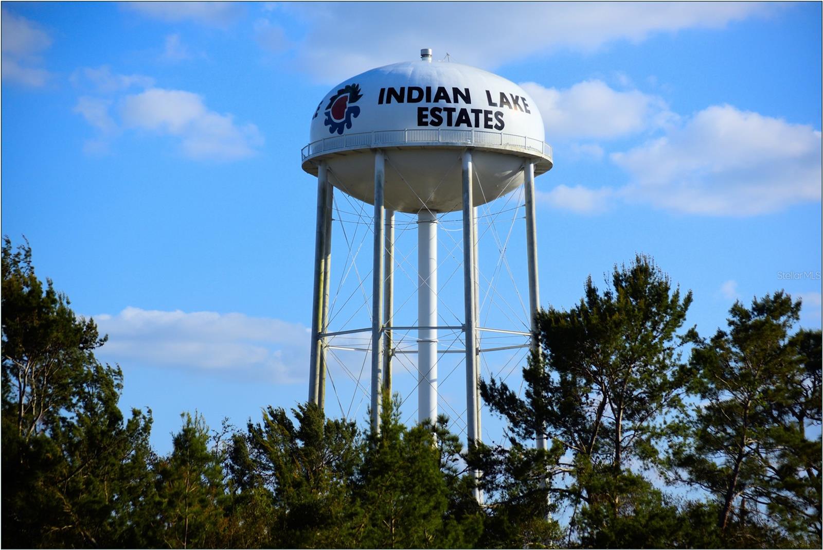 27 LANTANA Dr INDIAN LAKE ESTATES, FL 33855