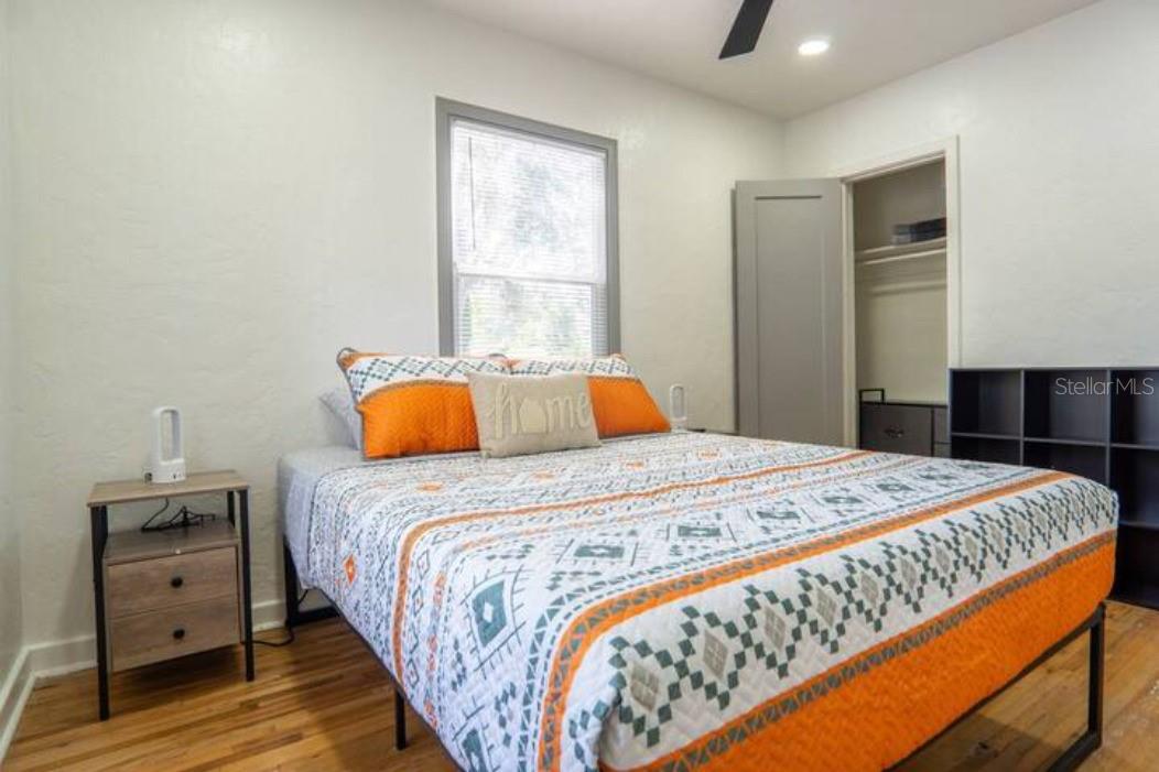 2008 PAGE Ave ORLANDO, FL 32806