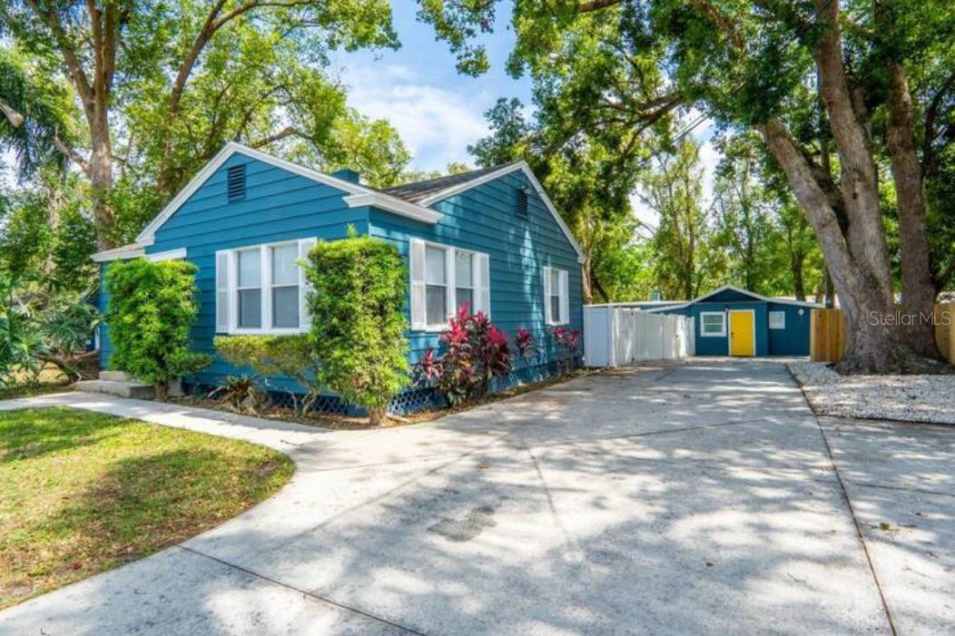 2008 PAGE Ave ORLANDO, FL 32806