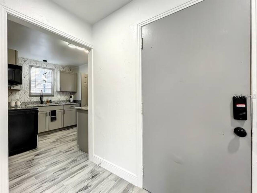 2008 PAGE Ave ORLANDO, FL 32806