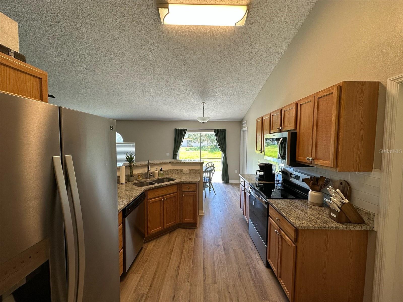 1346 DUNBARTON Ct KISSIMMEE, FL 34758