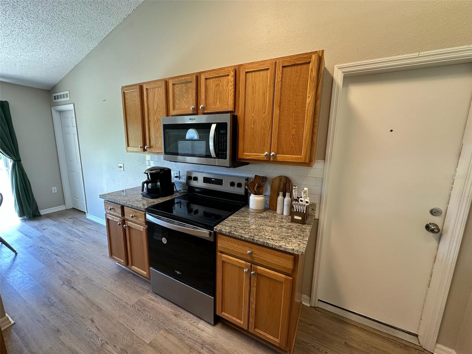 1346 DUNBARTON Ct KISSIMMEE, FL 34758