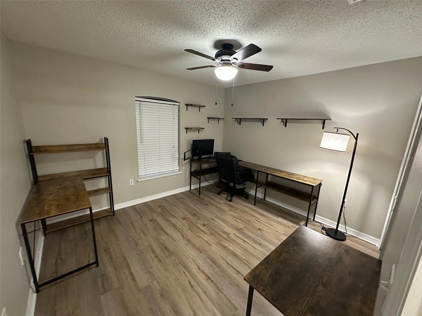 1346 DUNBARTON Ct KISSIMMEE, FL 34758