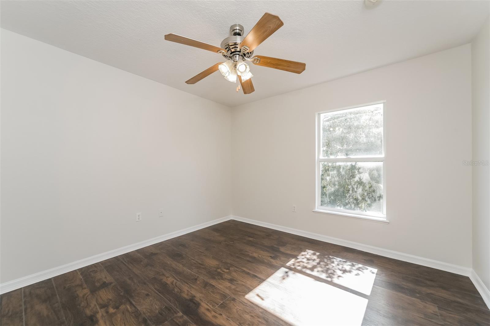 612 ELBRIDGE Dr KISSIMMEE, FL 34758