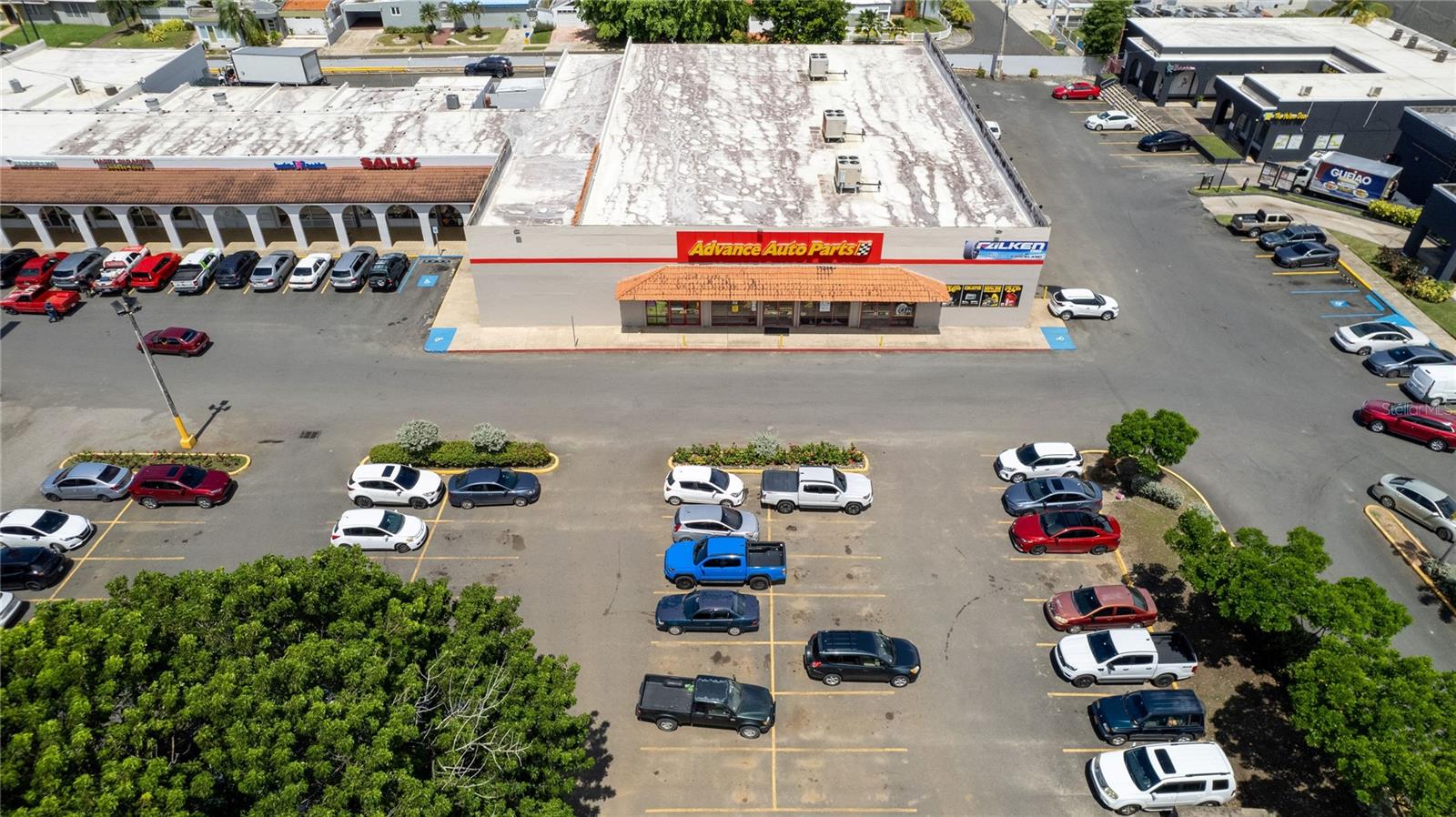 693- PR KM8th Ave DORADO, PR 00646