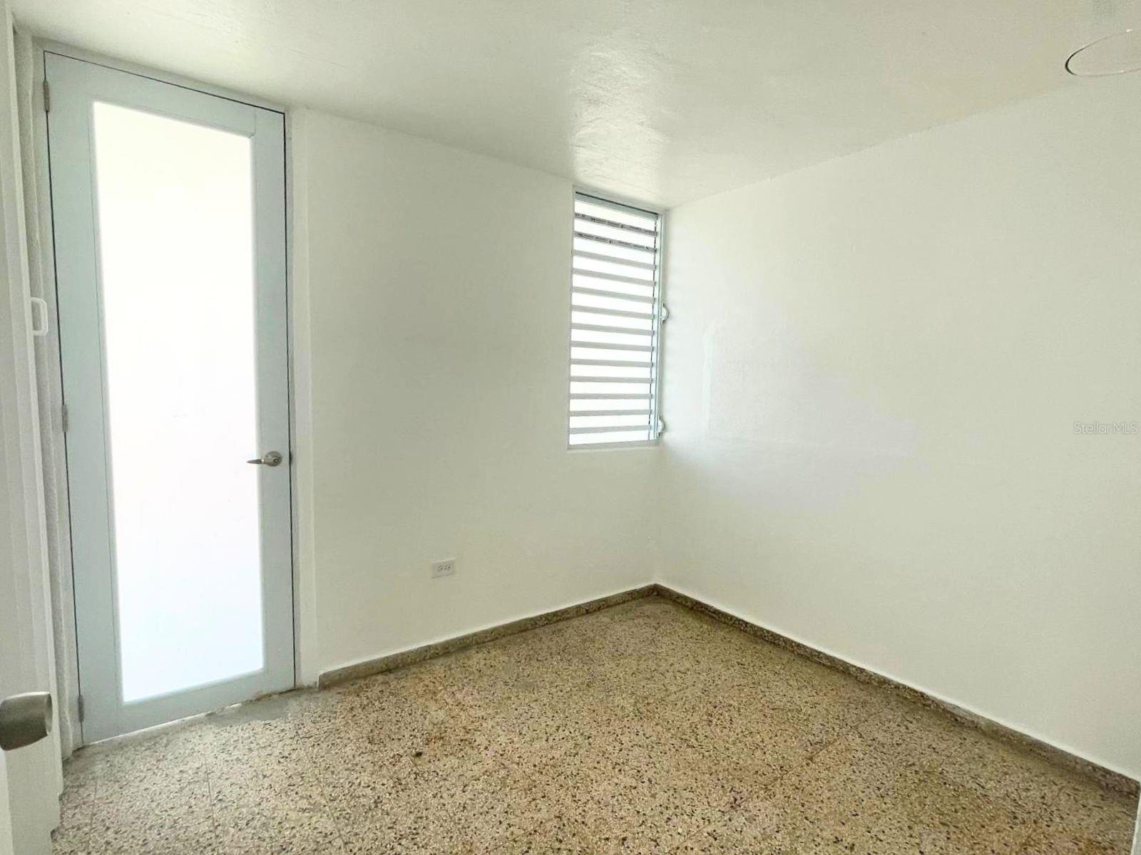 CALLE 6 URB VERDEMAR #126 HUMACAO, PR 00791