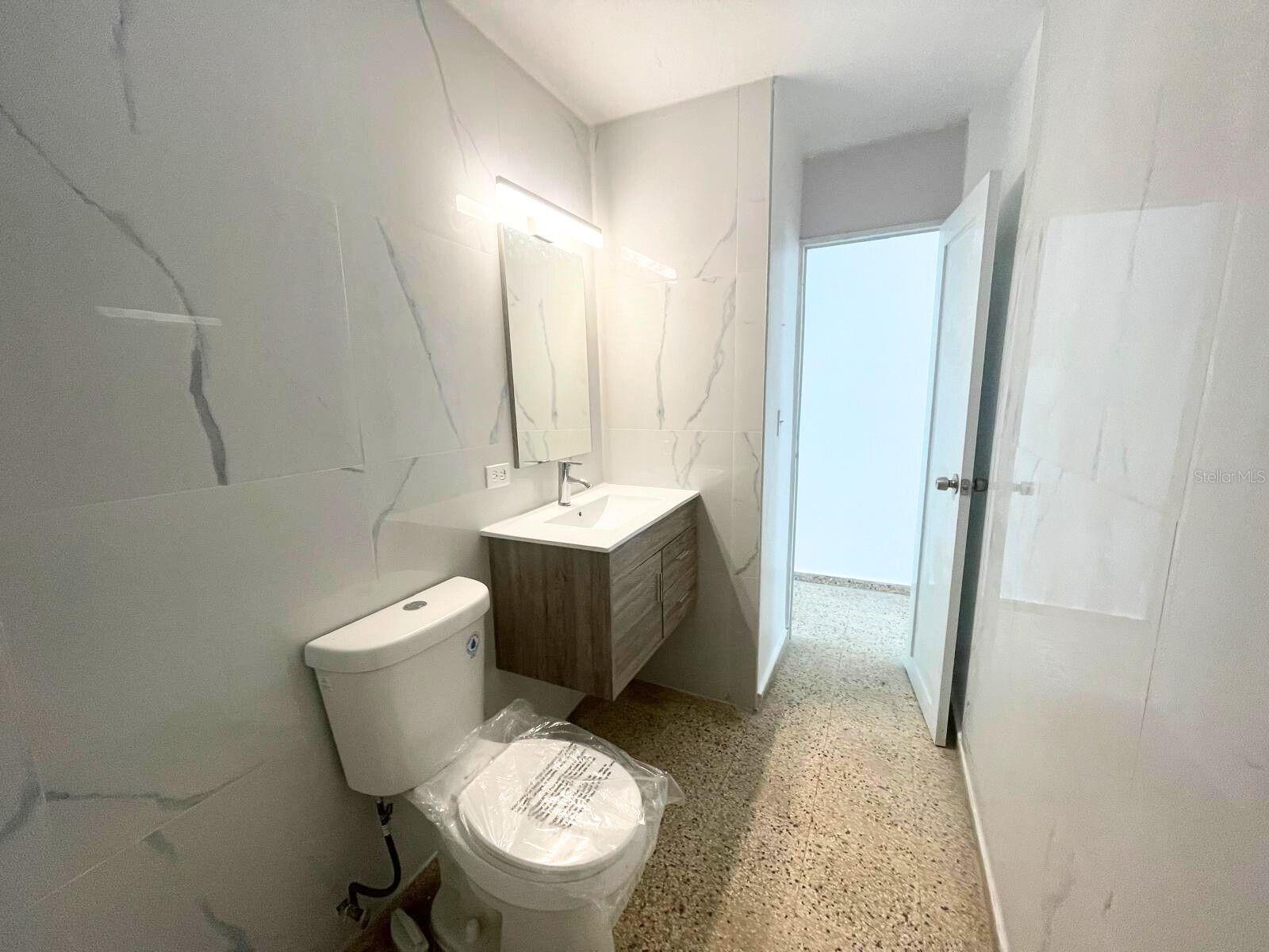 CALLE 6 URB VERDEMAR #126 HUMACAO, PR 00791