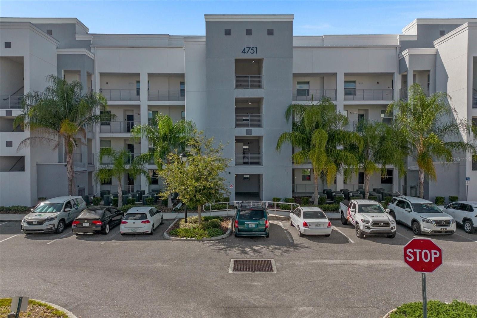 4751 CLOCK TOWER Dr #204 KISSIMMEE, FL 34746