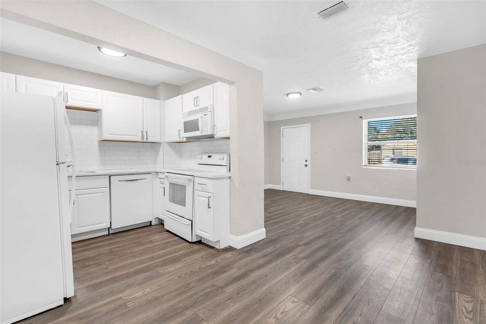 2140 22ND Ave ST PETERSBURG, FL 33713