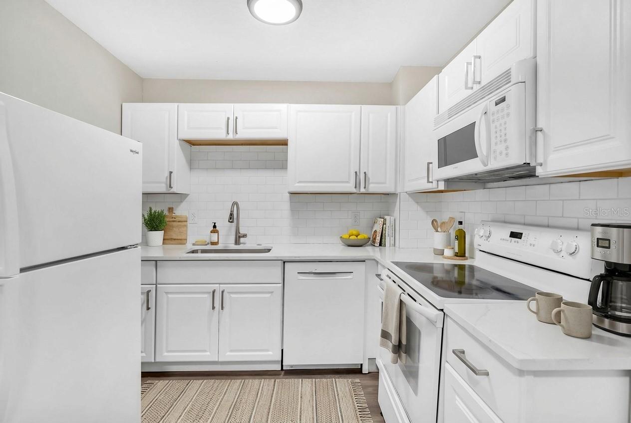 2140 22ND Ave ST PETERSBURG, FL 33713