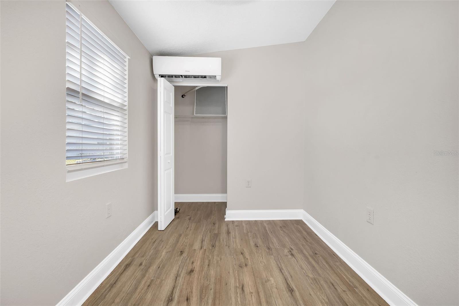 2140 22ND Ave ST PETERSBURG, FL 33713