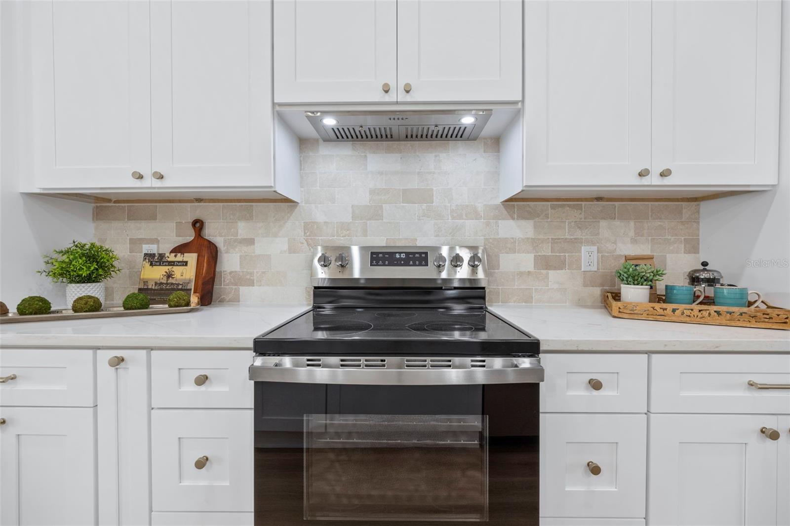 4845 26TH Ct ST PETERSBURG, FL 33712