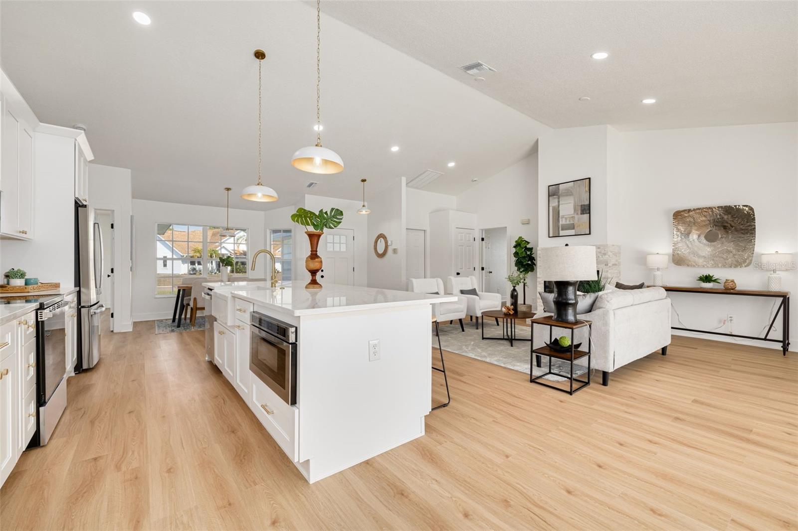 4845 26TH Ct ST PETERSBURG, FL 33712