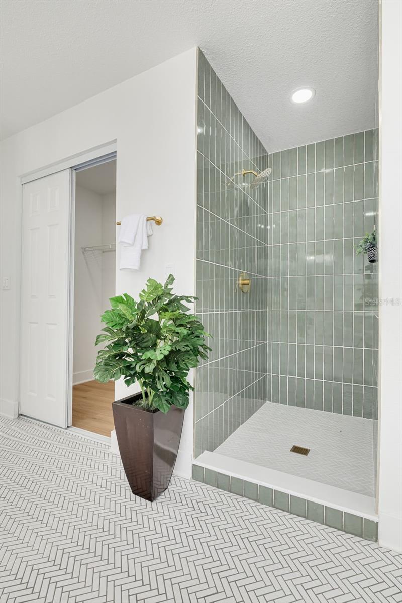 4845 26TH Ct ST PETERSBURG, FL 33712