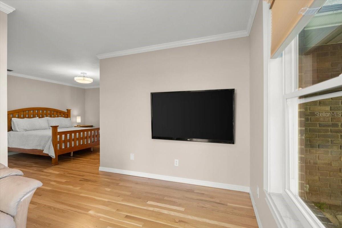 1517 N HALIFAX Ave DAYTONA BEACH, FL 32118