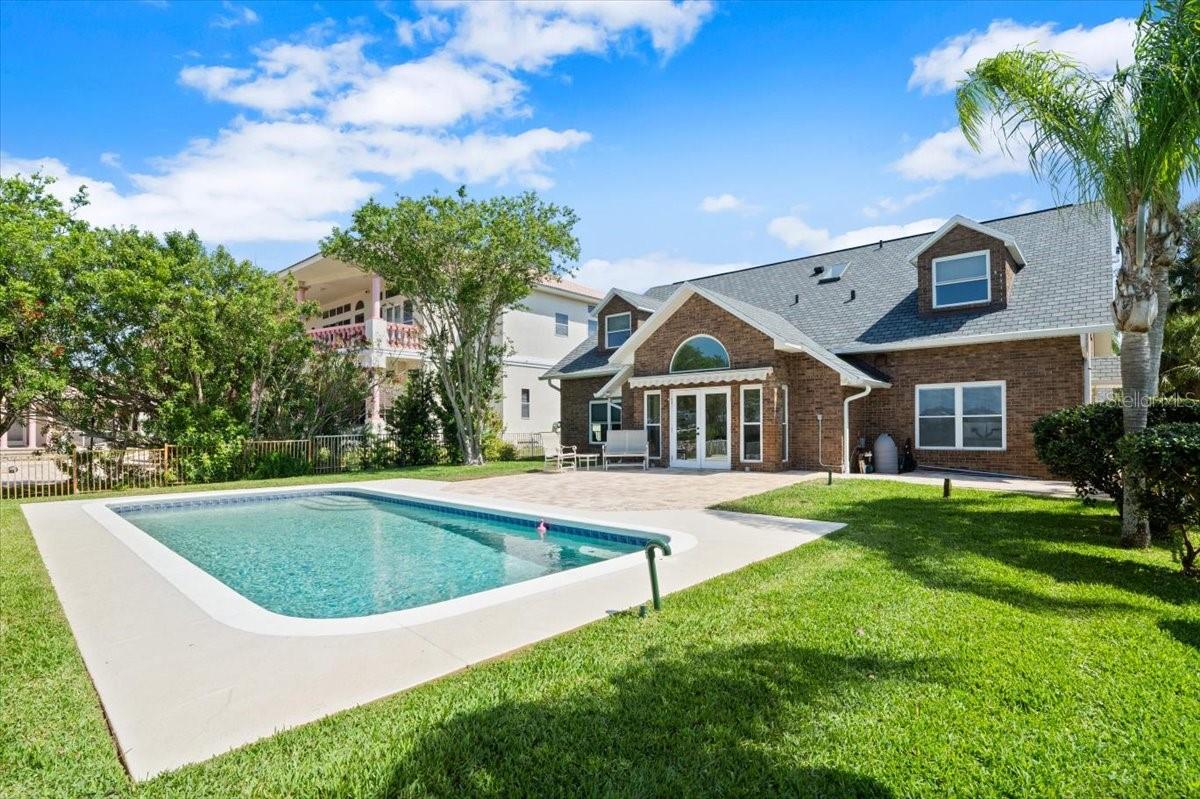 1517 N HALIFAX Ave DAYTONA BEACH, FL 32118