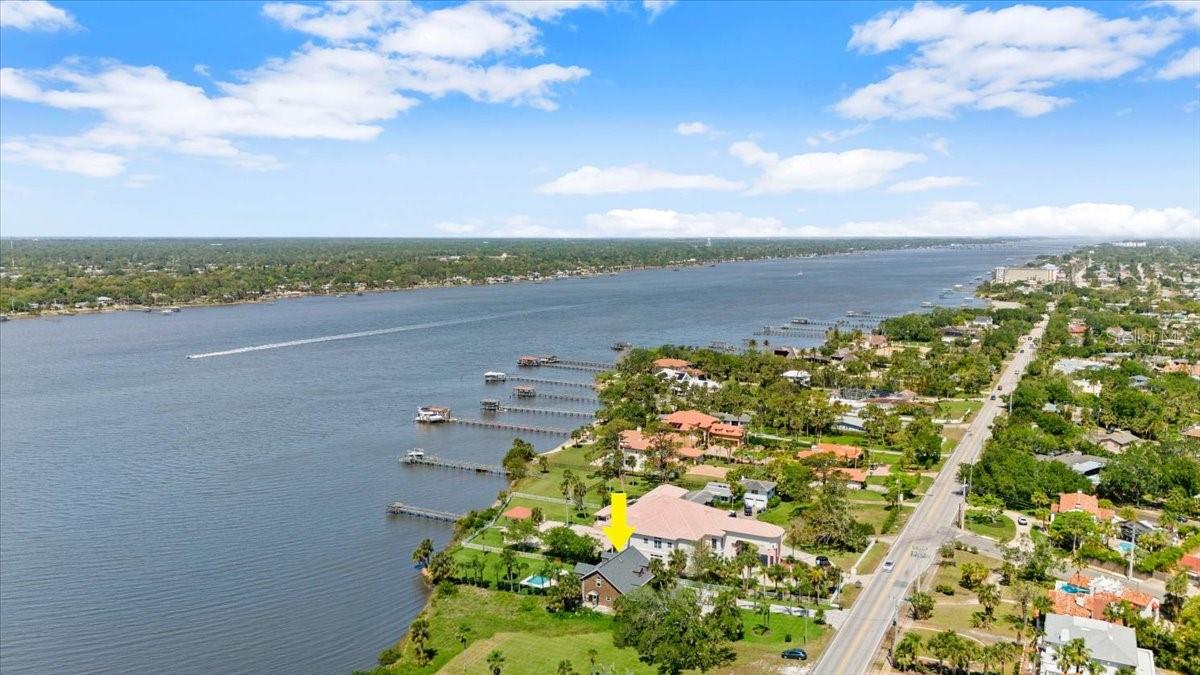 1517 N HALIFAX Ave DAYTONA BEACH, FL 32118