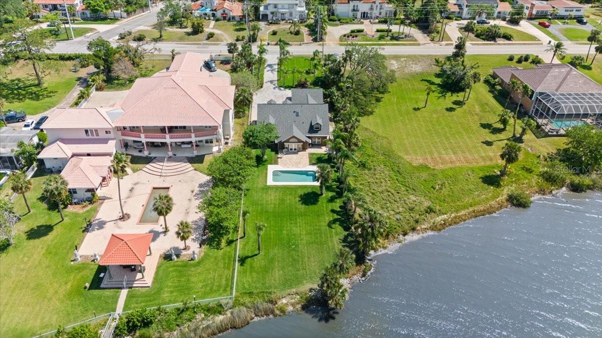 1517 N HALIFAX Ave DAYTONA BEACH, FL 32118