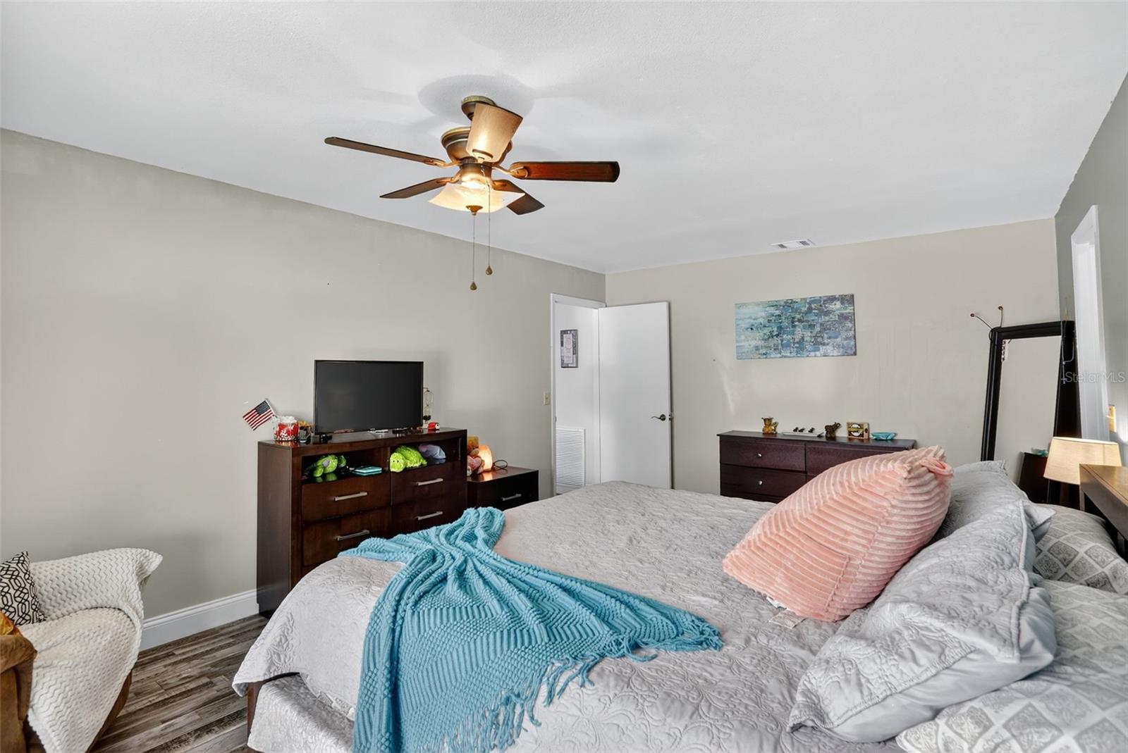 635 MOSS Park Ct KISSIMMEE, FL 34743