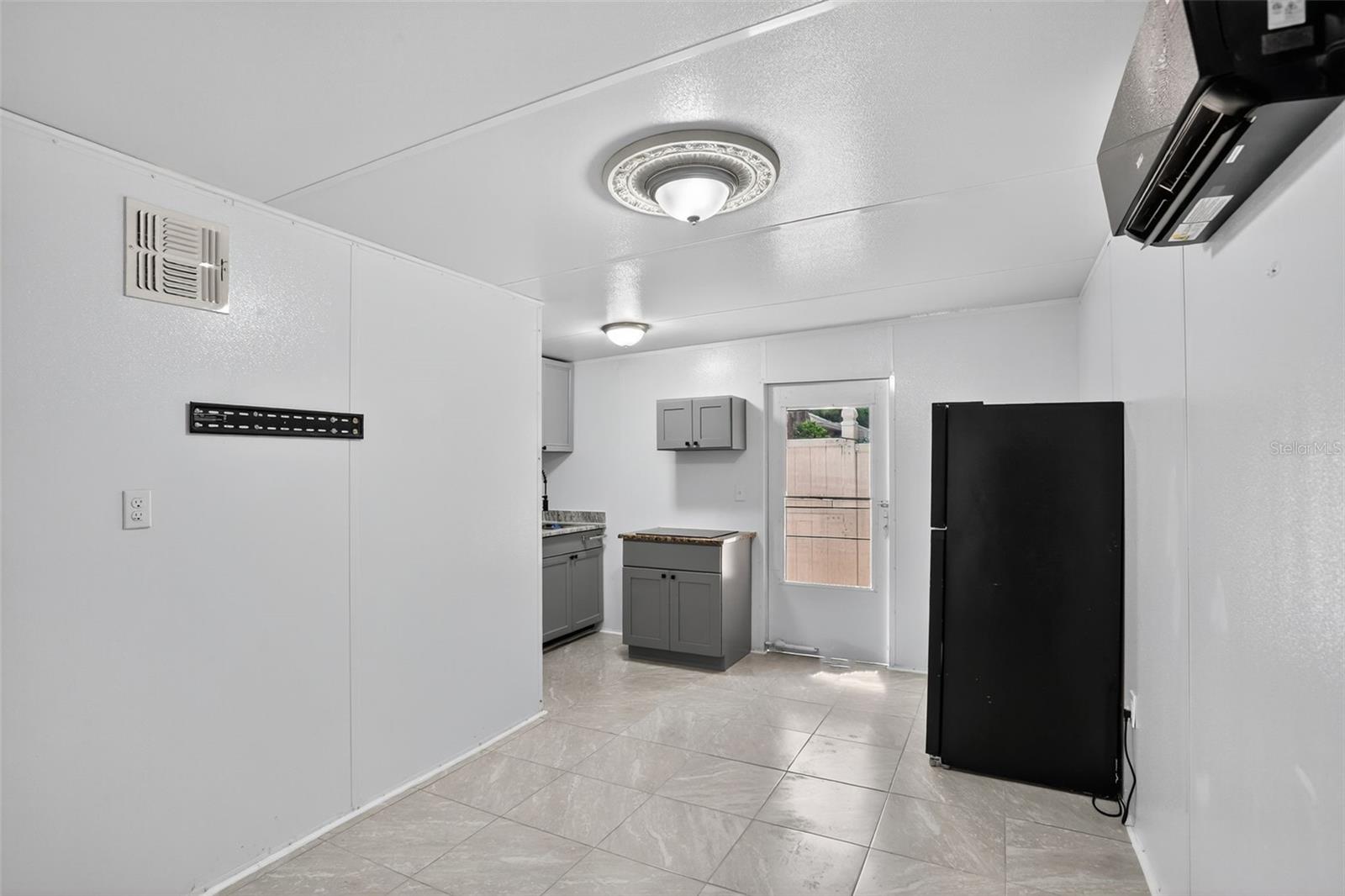 635 MOSS Park Ct KISSIMMEE, FL 34743