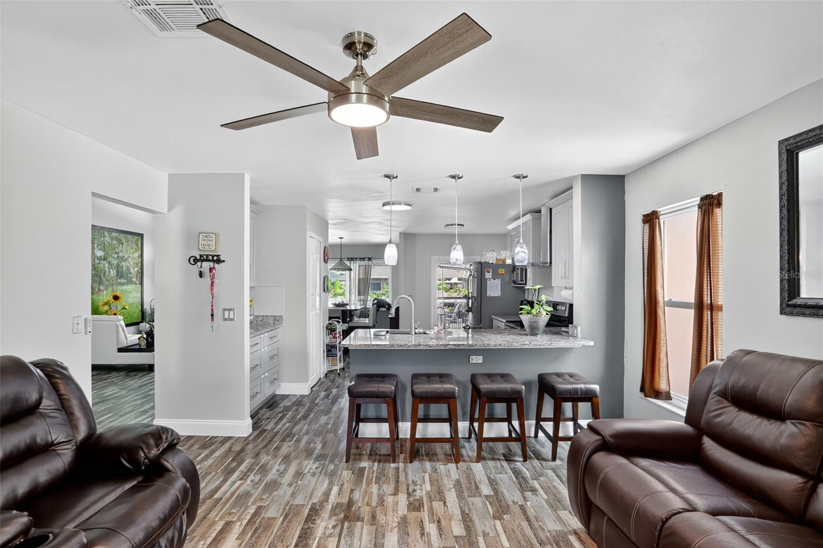 635 MOSS Park Ct KISSIMMEE, FL 34743