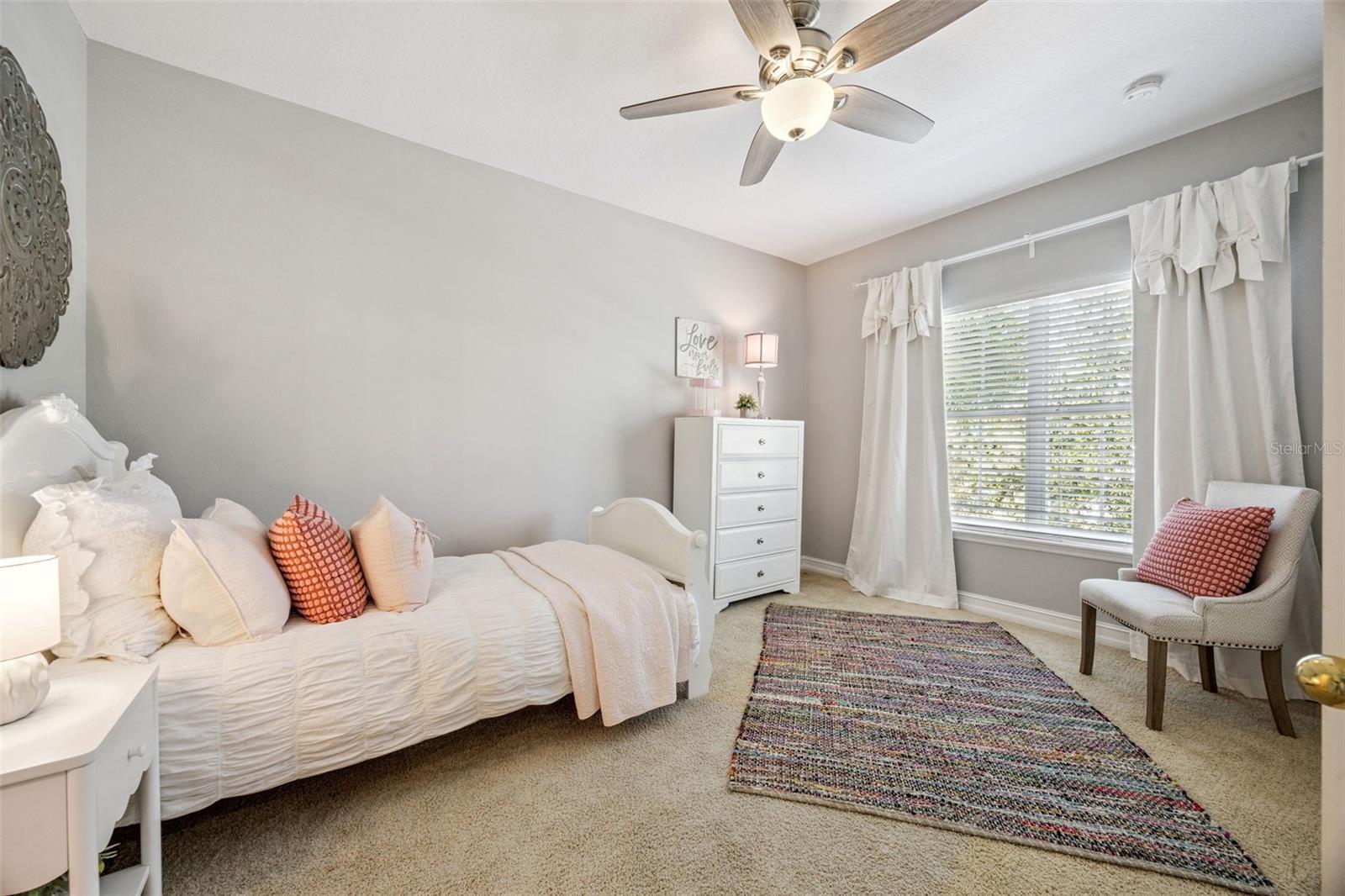 2419 ANTLIA Dr ORLANDO, FL 32828