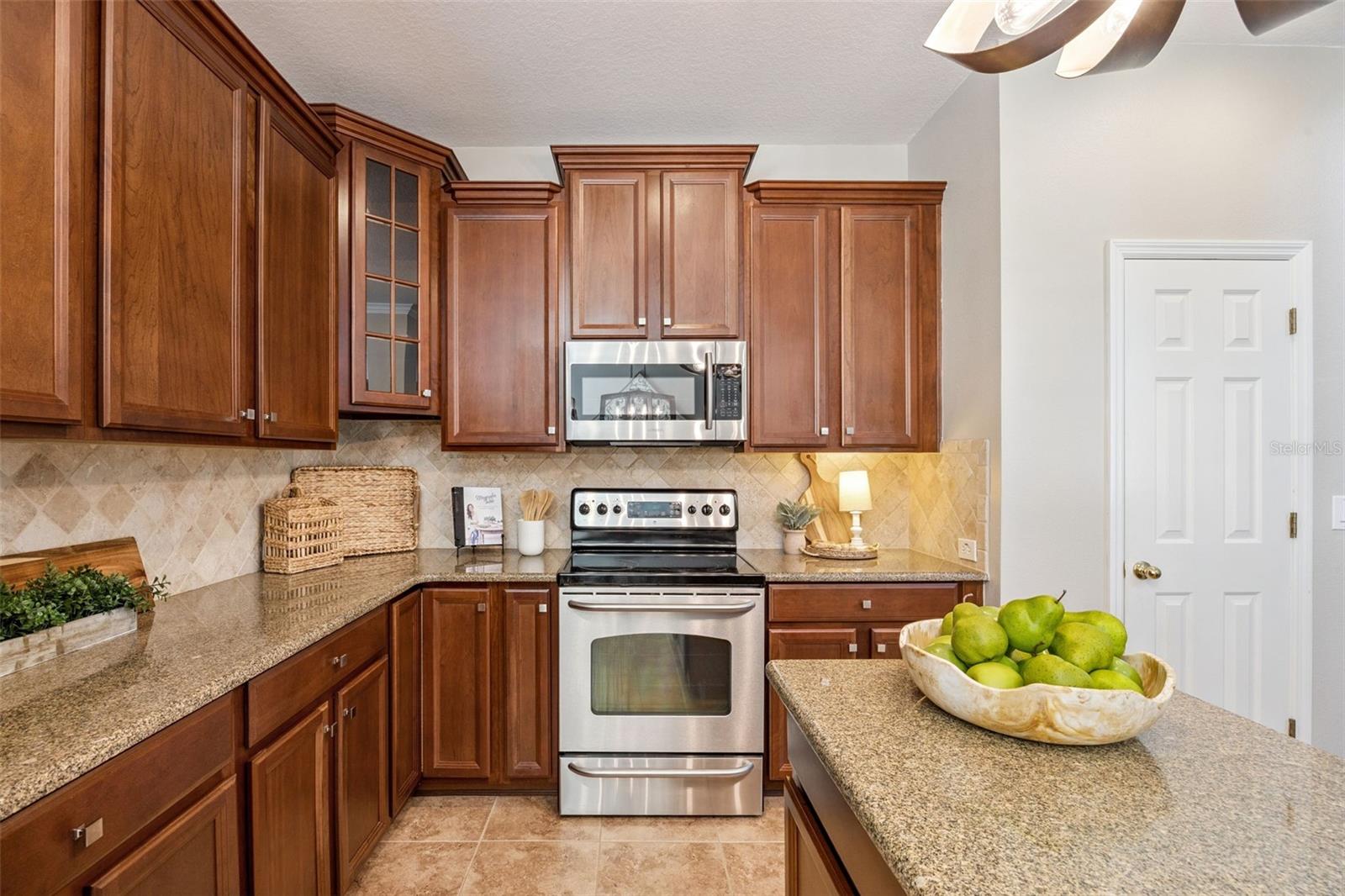 2419 ANTLIA Dr ORLANDO, FL 32828