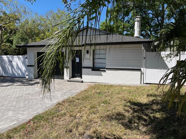 1256 S BUMBY Ave ORLANDO, FL 32806
