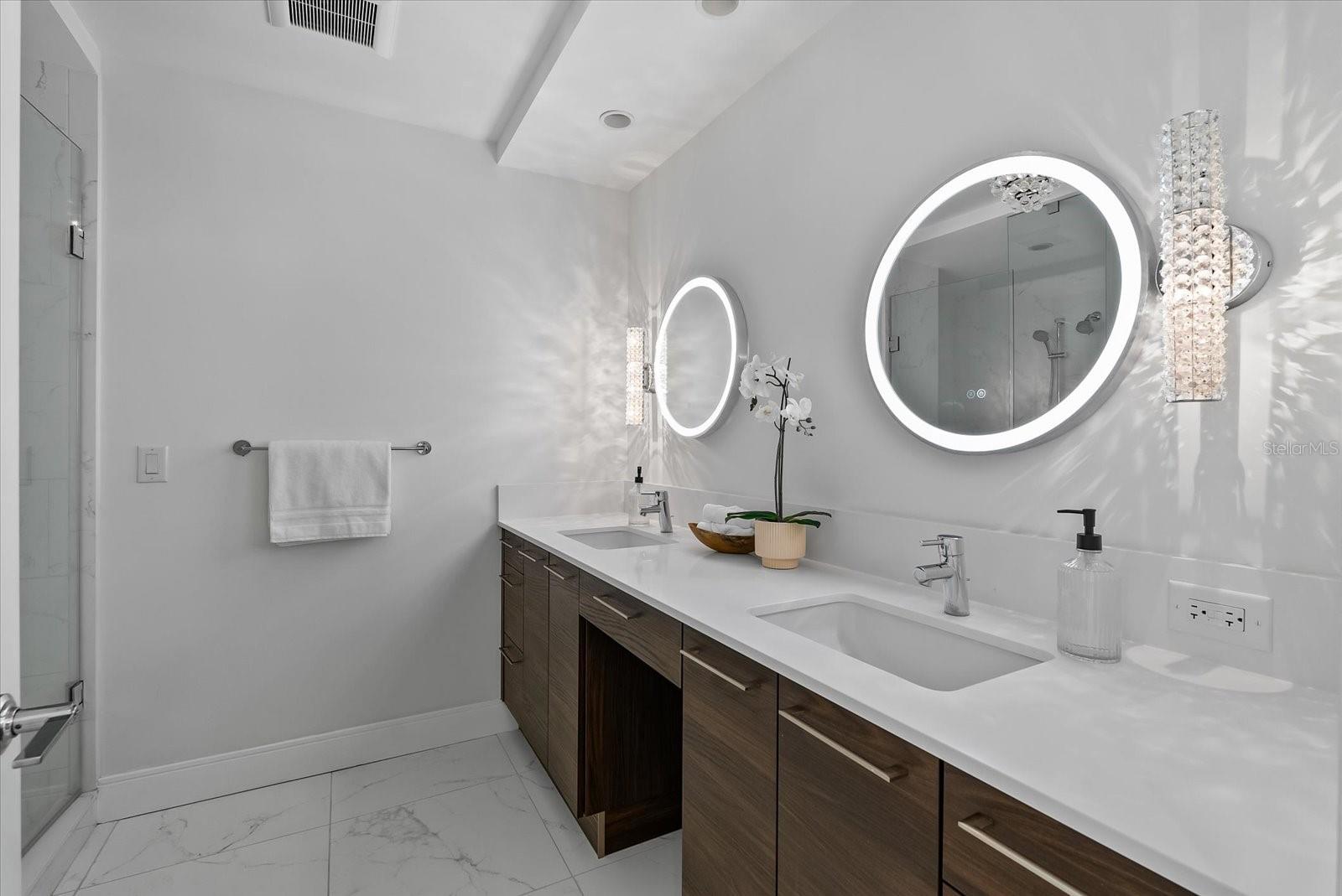 100 1ST Ave #501 ST PETERSBURG, FL 33701