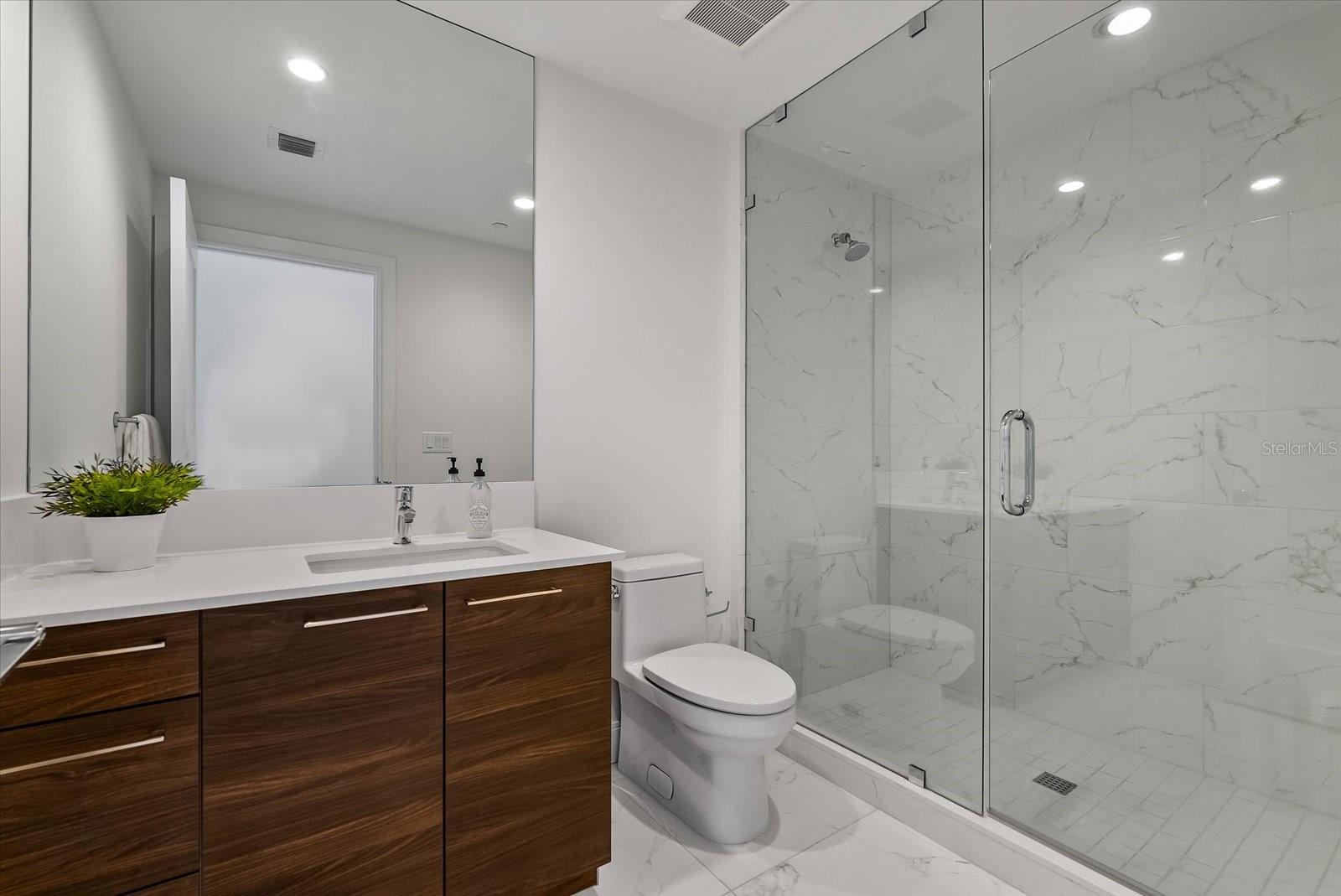 100 1ST Ave #501 ST PETERSBURG, FL 33701