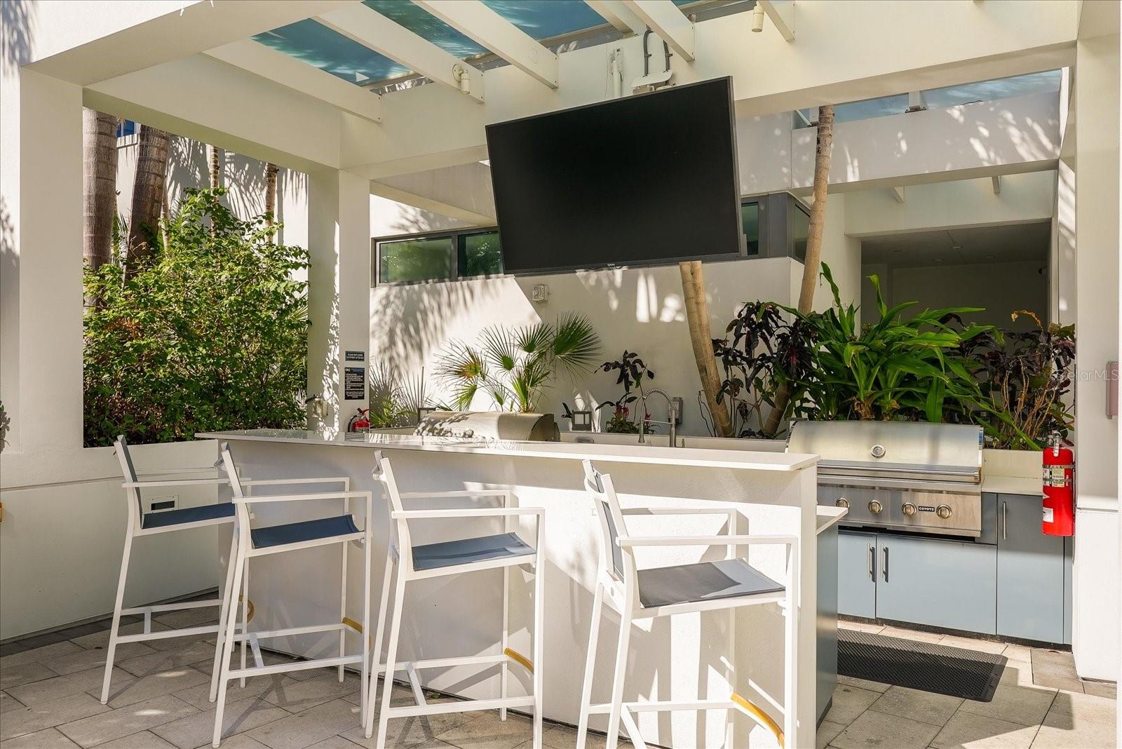 100 1ST Ave #501 ST PETERSBURG, FL 33701