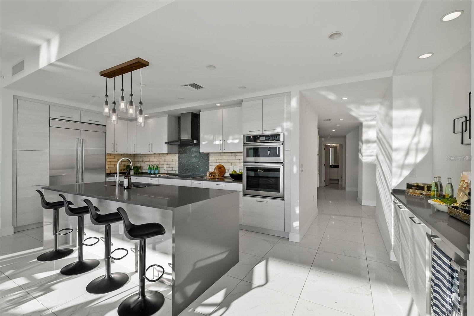 100 1ST Ave #501 ST PETERSBURG, FL 33701